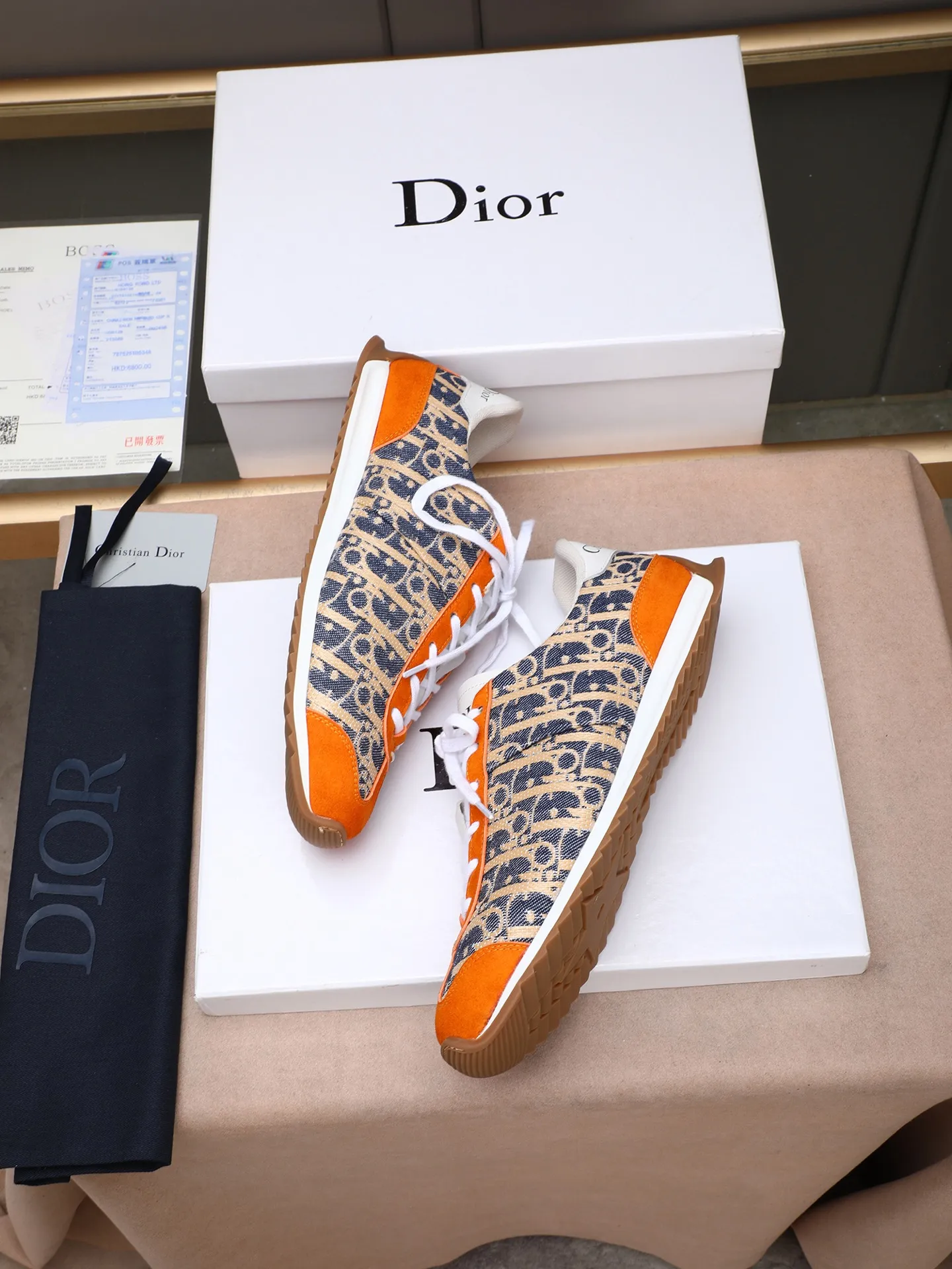 Men's shoes💰440 Dior【Dior】😘😘High-end series of casual men's shoes, simple and elegant👍👍👍The upper is made of first-layer genuine leather spliced ​​with Dior's special material [sun][sun]; imported first-layer sheepskin lining; special outsole, wear-resistant, lightweight, the overall design is harmonious and unified without lacking personality 👣🌟✨You deserve it! Multiple colors to choose from! 😍Size 38～44. (45 custom-made) The picture above is a big seller🔥🔥🔥